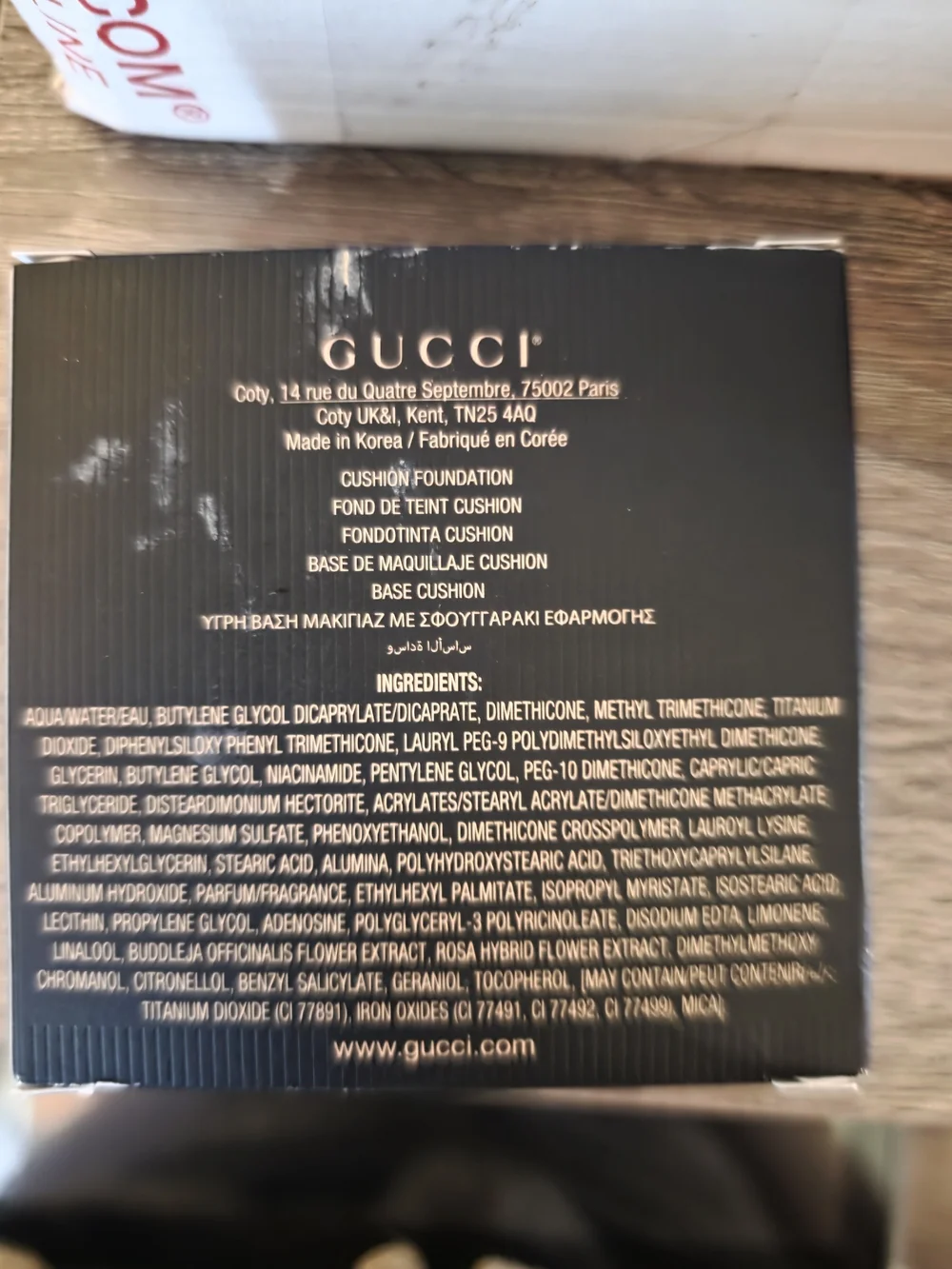 GUCCI Cushion de Beauté Compact - Pink & Gold